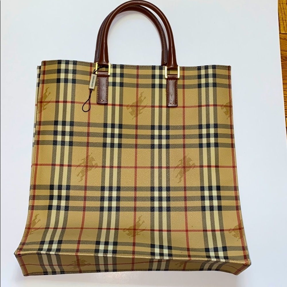 Burberry vintage shopper tote size: 14” x 15”